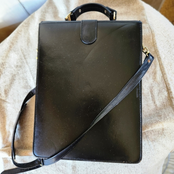 Vintage Black leather messenger bag - Picture 16 of 16
